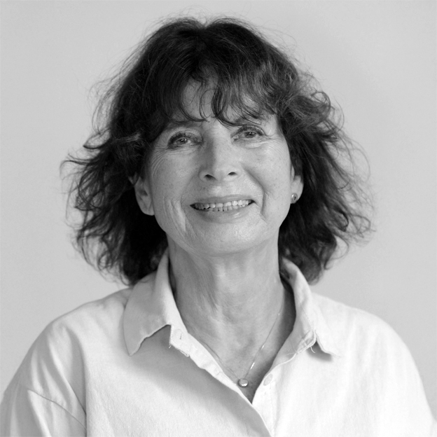 M&oslash;t designeren, Kim Naver